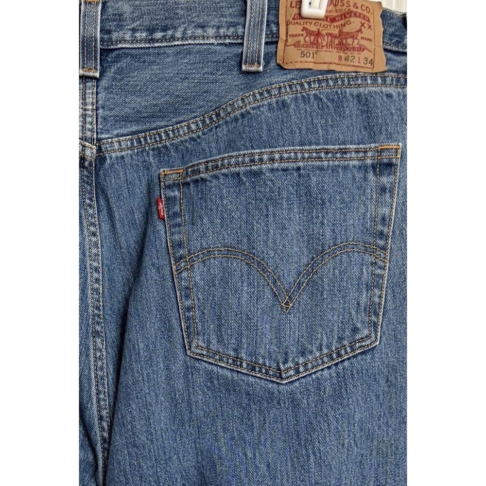 Levi's Original 501 Button Fly Classic Straight Leg Men 42x34 BlueJeans Normcore